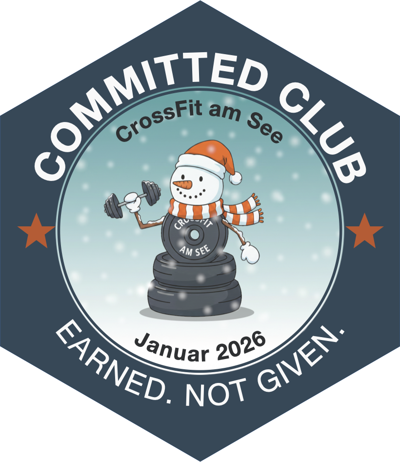 Committed-Club-Abzeichen Januar 2026: Schneemann aus Hantelscheiben mit Schal und Mütze