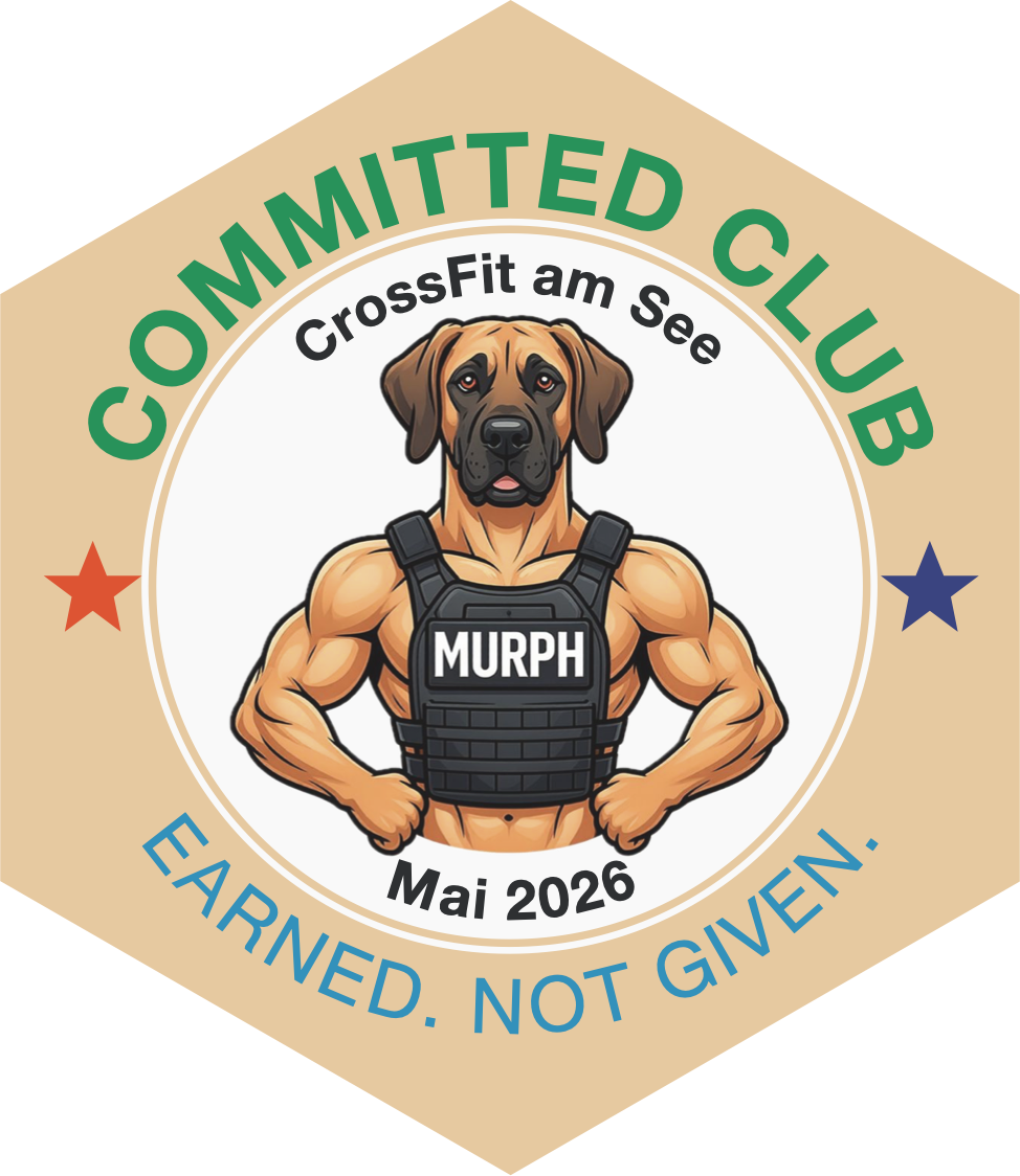 Committed-Club-Abzeichen Mai 2026: muskulöser Hund mit Gewichtsweste und der Aufschrift Murph